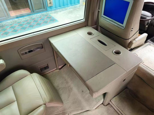 ২৩টি আসন ব্যবহৃত হয়েছে, সিলিং যুক্ত জানালা সহ বাস, ম্যানুয়াল ট্রান্সমিশন