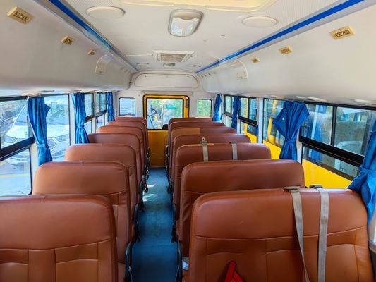 ৩৪ টি আসন সেকেন্ড হ্যান্ড স্কুল বাস ডিজেল জ্বালানী V6 ইঞ্জিন সহ