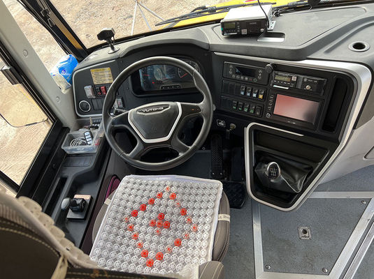 শিক্ষার্থীদের পরিবহনের জন্য ৫২ আসন বিশিষ্ট স্কুল বাস