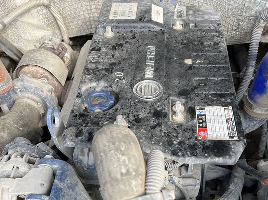 শিক্ষার্থীদের পরিবহনের জন্য ৫২ আসন বিশিষ্ট স্কুল বাস