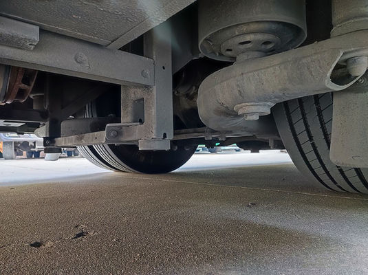 বিলাসবহুল গোলাপী ব্যবহৃত বাস ইউরো 5 এলএইচডি ব্যবহৃত ডিজেল শাটল বাস বিক্রয়