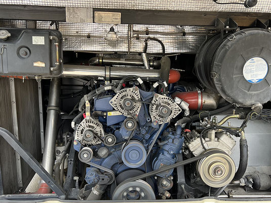 ৫০ আসনের বাস সেকেন্ড হ্যান্ড কোচ বড় প্রি-অপেনড বাস