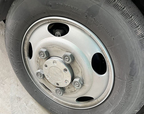 ২৩টি আসন ব্যবহৃত হয়েছে ৭ মিটার গ্যাসোলিন চালিত মিনিবাস