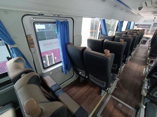 বাস ৫০ আসন বিশিষ্ট পুরাতন বাস ডিজেল চালিত ২২০ কিলোওয়াট ব্যবহৃত কোচ বাস