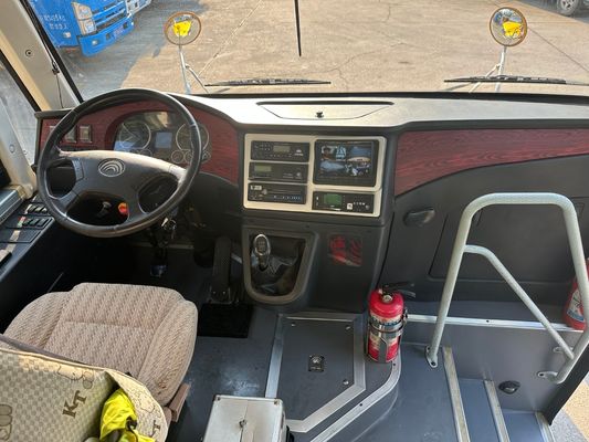 সেকেন্ড হ্যান্ড স্কুল ভ্যান 36 টি আসনে তৈরি হলুদ ডিজেল ইঞ্জিন এলএইচডি ZK6669DX7