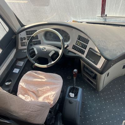 ইউচাই ৩৩০ ইঞ্জিন ম্যানুয়াল ট্রান্সমিশন সেকেন্ড-হ্যান্ড গোল্ডেন ড্রাগন ৬৩-সিটের হলুদ বাস